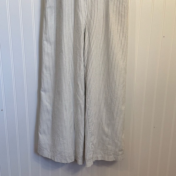 Lulus Women’s Coastal Air White Striped Tie-Back Culotte Jumpsuit Size Medium - Picture 4 of 16
